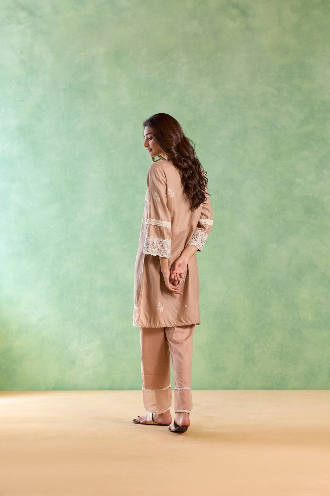 Pink Lotus Kurta with Narrow Pants - Set of 2
