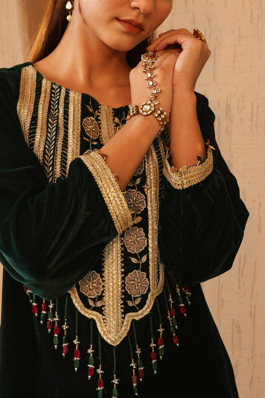 Emerald Petal Beaded Velvet Tunic with Narrow Pants