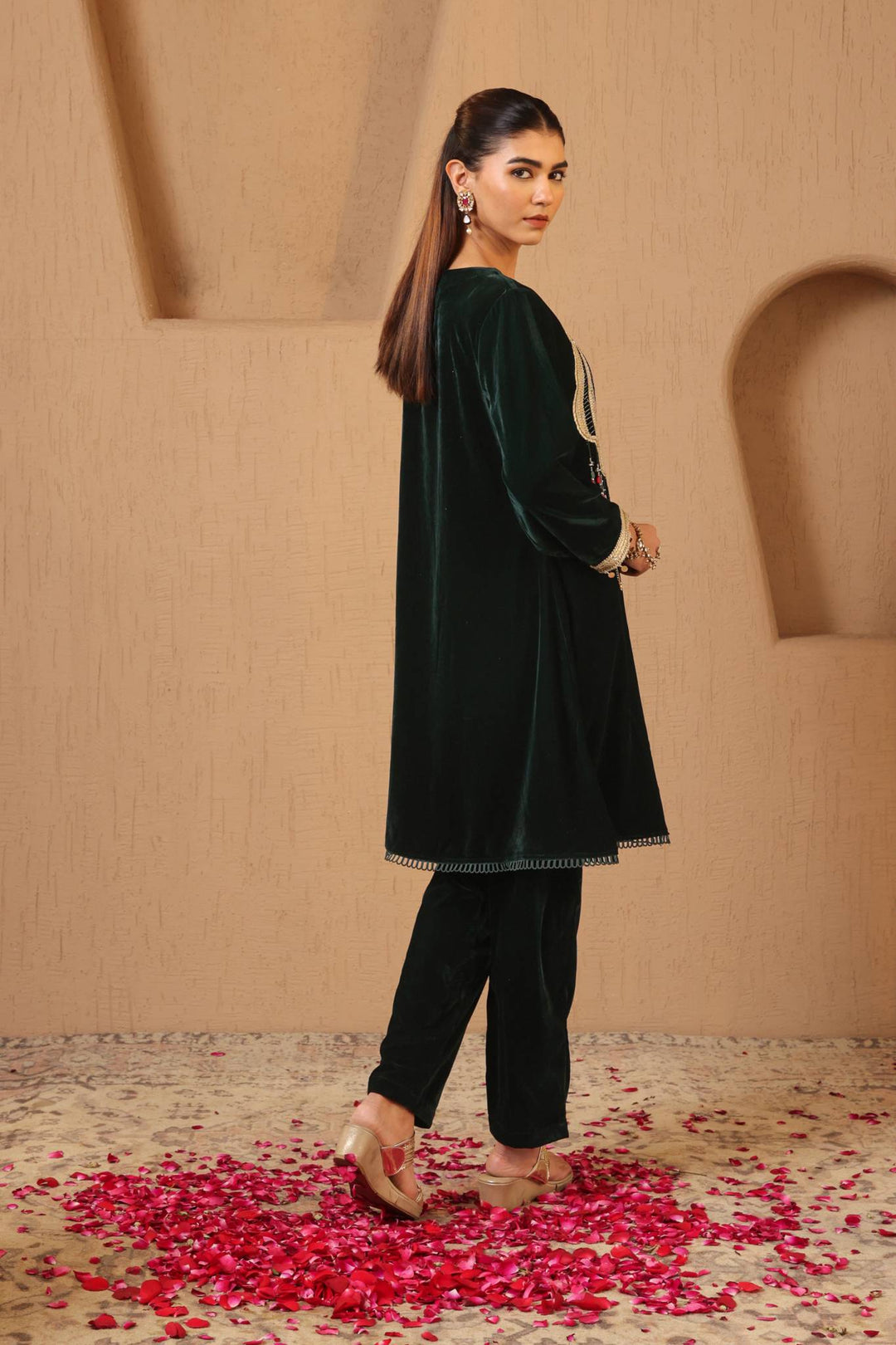 Emerald Petal Beaded Velvet Tunic with Narrow Pants - Set of 2