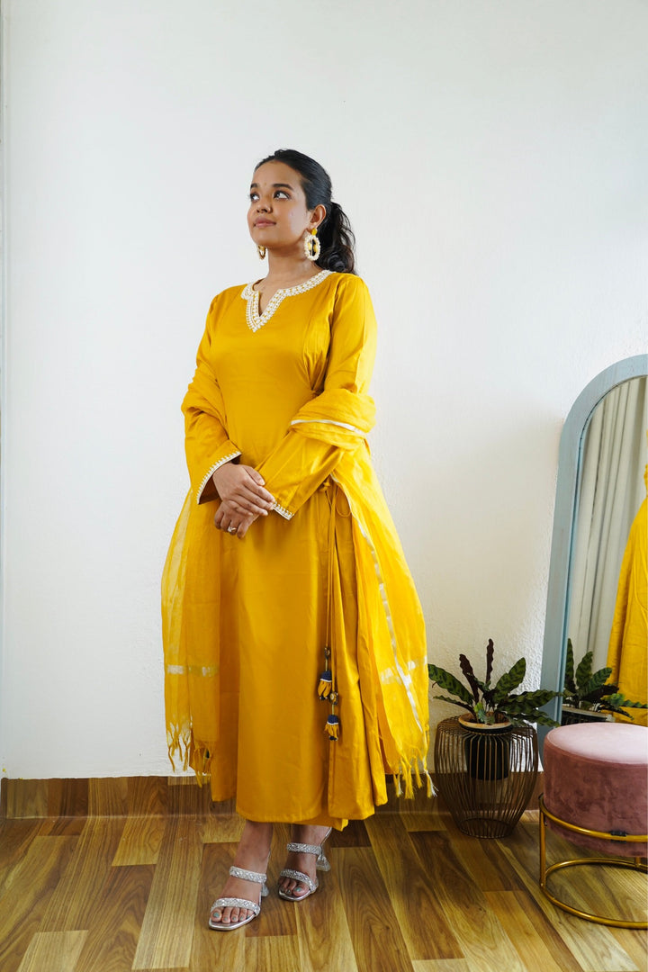 Gold Cashmere Kurta - Simran Poddar