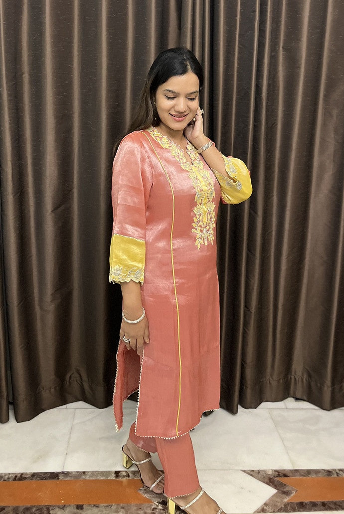 Red Lotus Applique Tissue Kurta with Narrow Pants and Dupatta - Set of 3