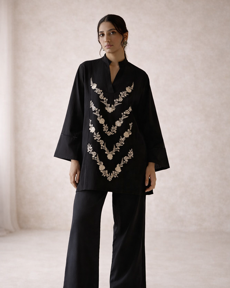 Black Orchid Embroidered Handloom Linen Coord Set