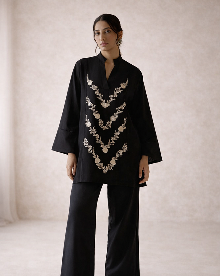 Black Orchid Embroidered Handloom Linen Coord Set