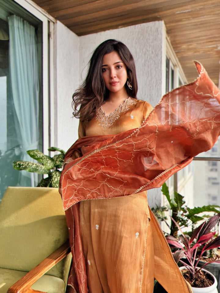 Amber Zari  Kurta Set with Wide Leg Pants & Dupatta - Set of 3