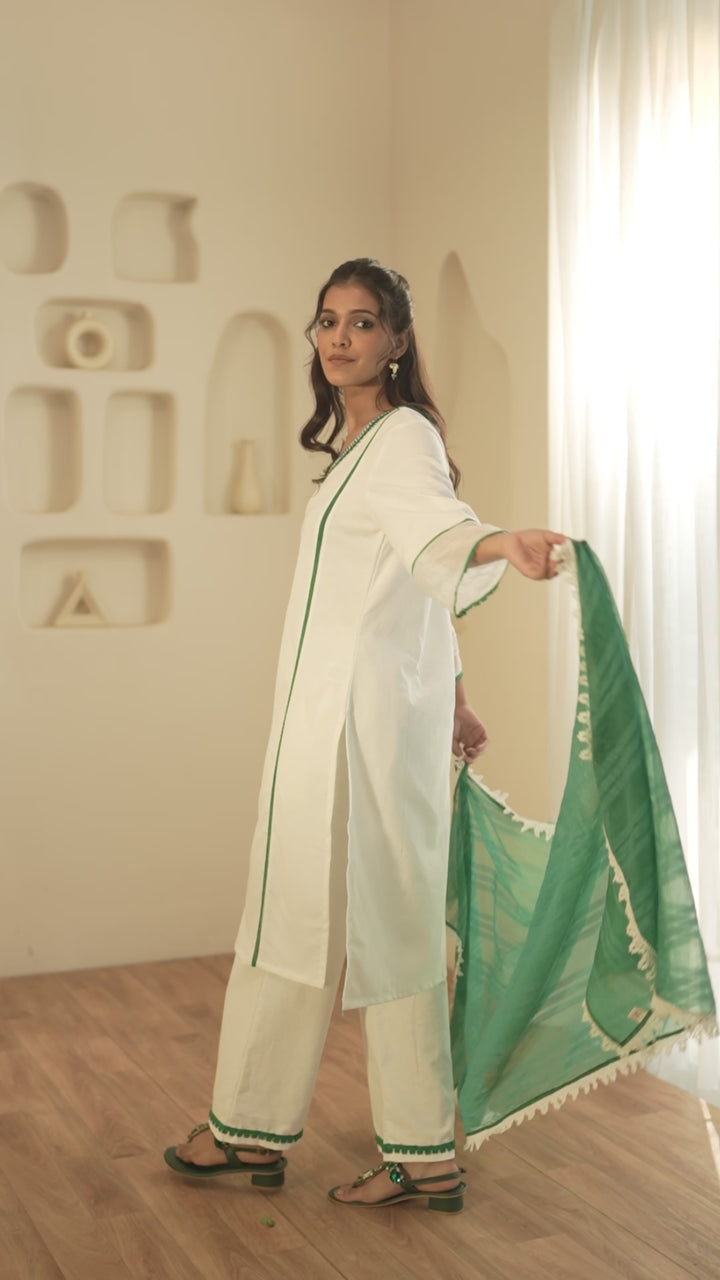 Emerald Rose Embroidered Khaadi Kurta